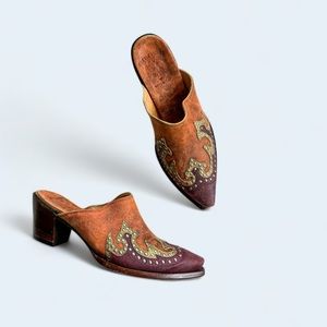 OLD GRINGO leather silver studded western style slip on mules size 9